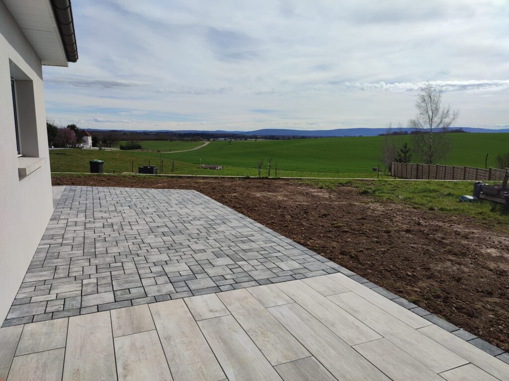 335412476_222576110284306_6350144261541259331_n